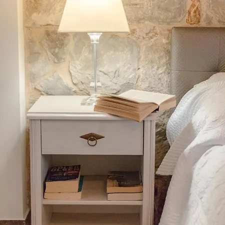 Jes Old Town Luxury Rooms Split Exterior photo
