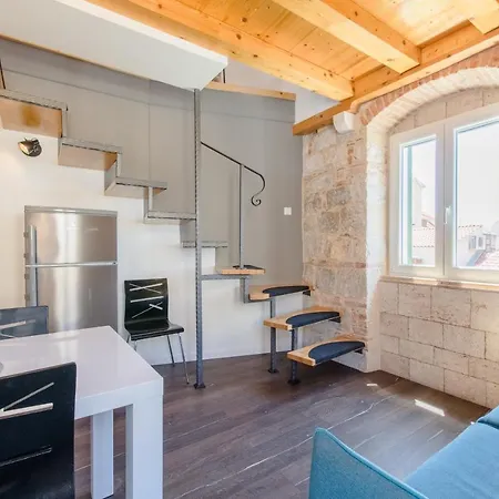 Jes Old Town Luxury Rooms Split Exterior photo